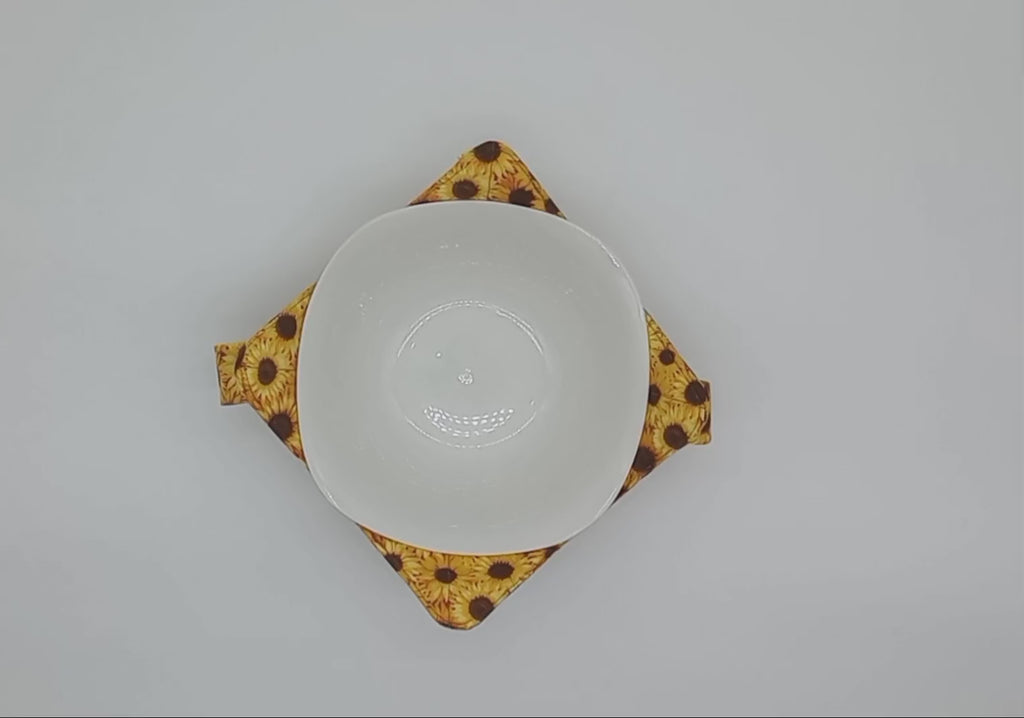 Sunflowers Microwavable Bowl Cozy with Hand Support